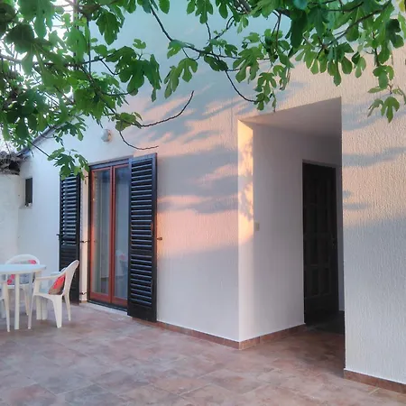 Apartment Mit Meerblick In Der Naehe Des Strandes *